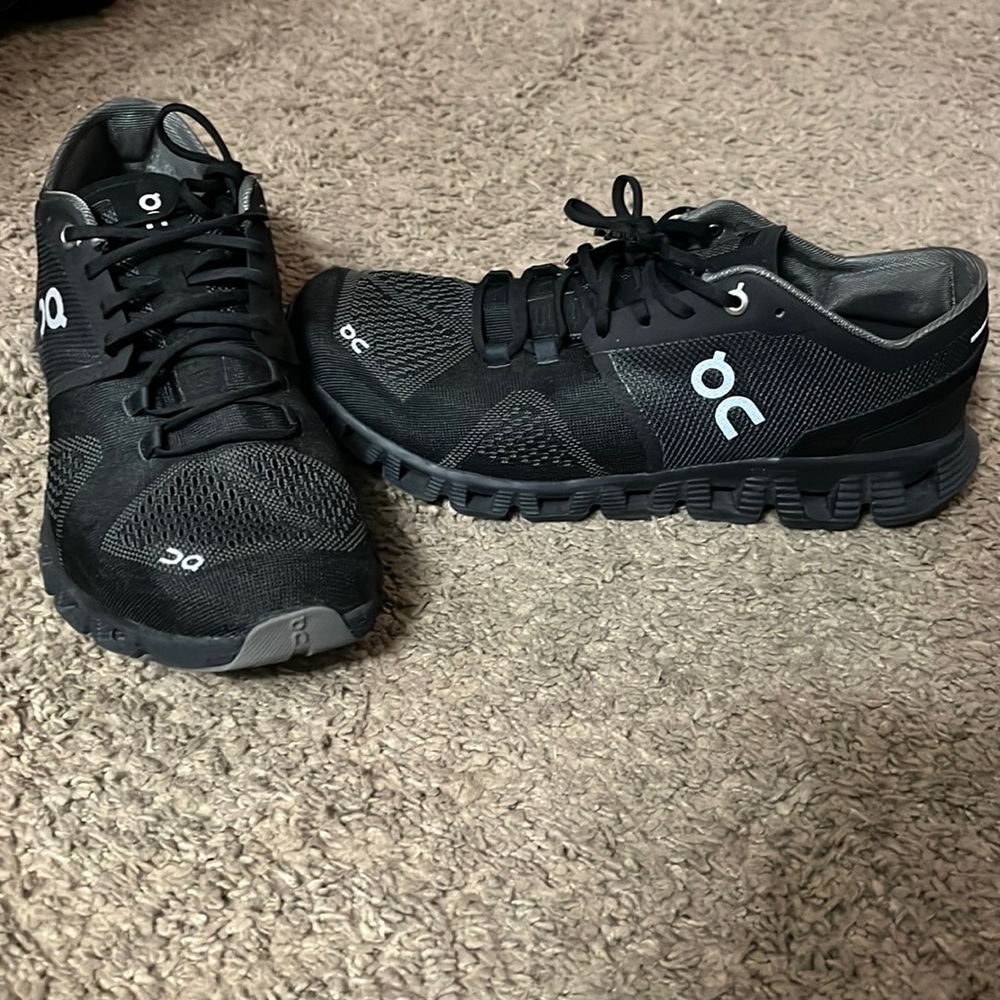 On Cloud X Womens shoes, black/asphalt, size W9.5